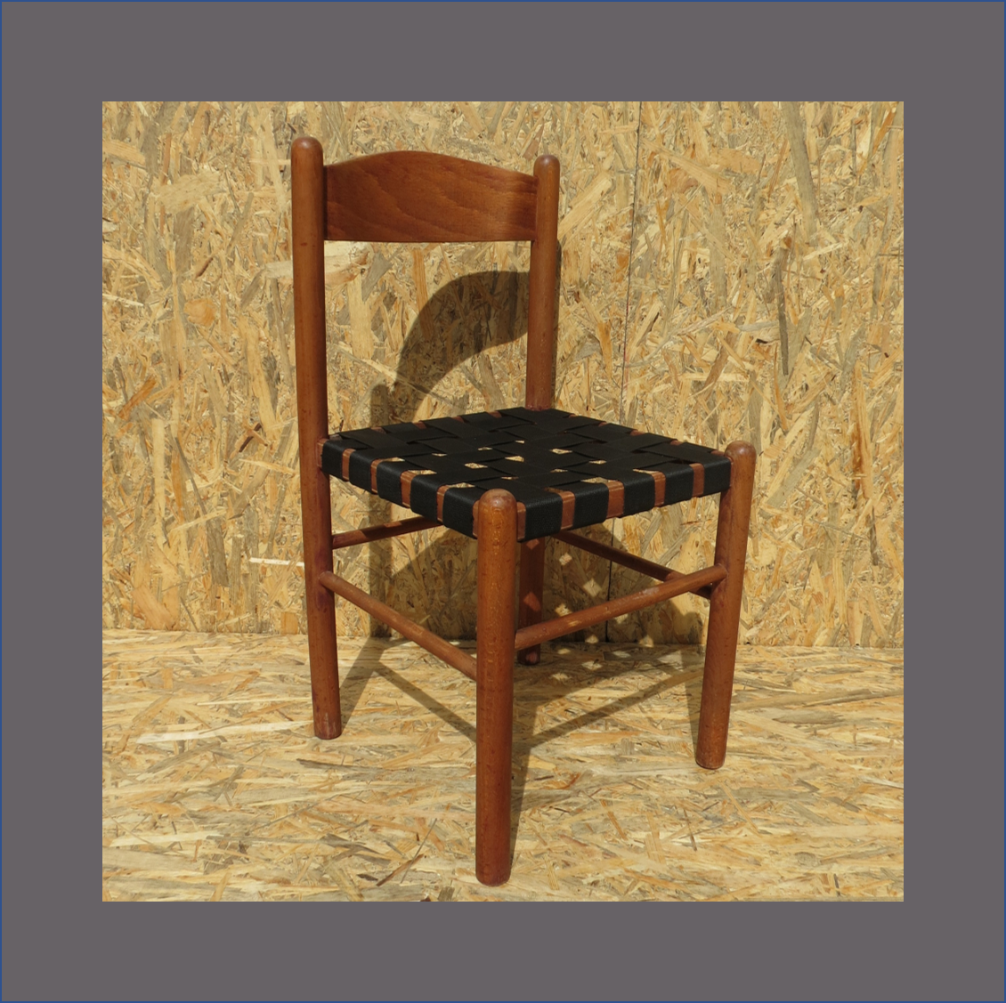 black-strap-cafe-chair
